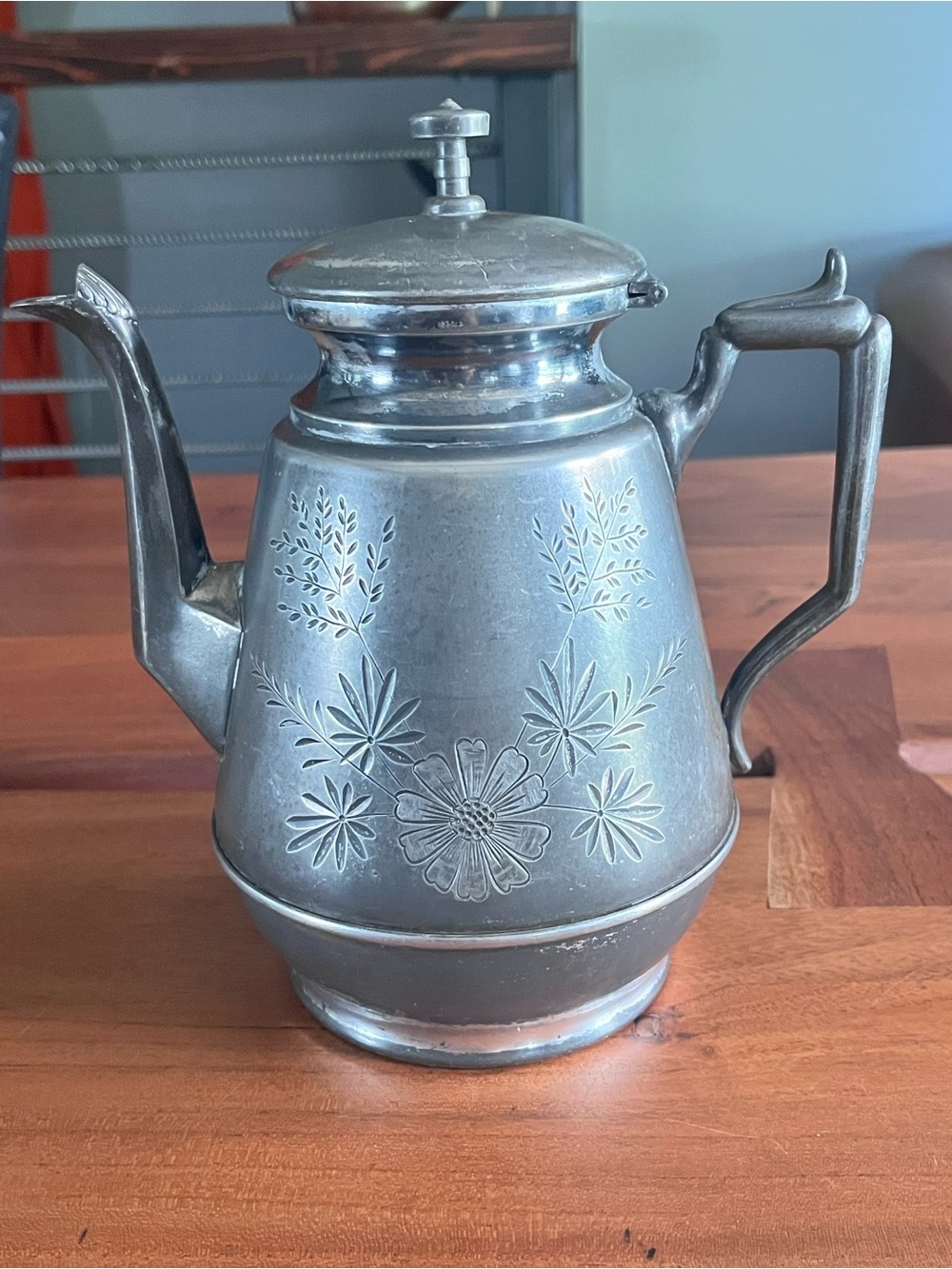 Antique Meriden Coffee Tea Floral Quadruple Silver-plated Pot 9” Etched Lid